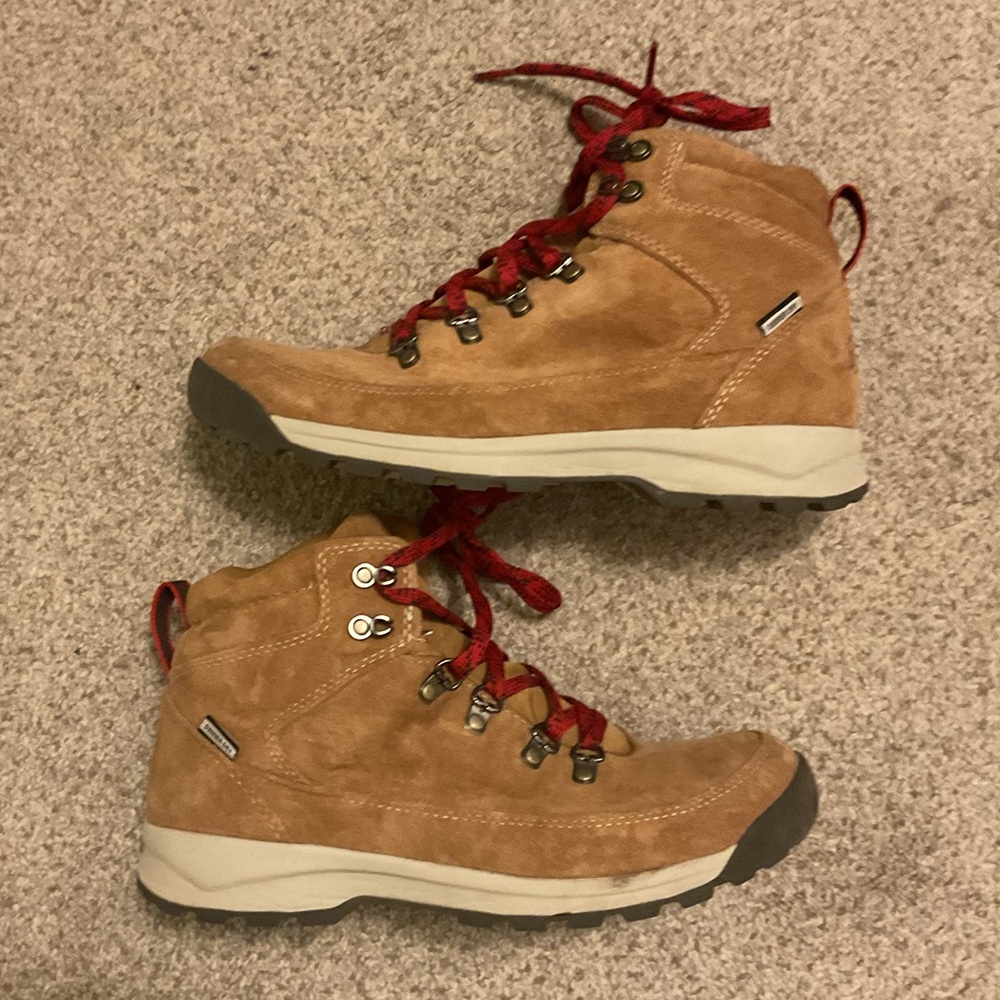 Danner Adrika hiking boots women’s 8.5 tan suede